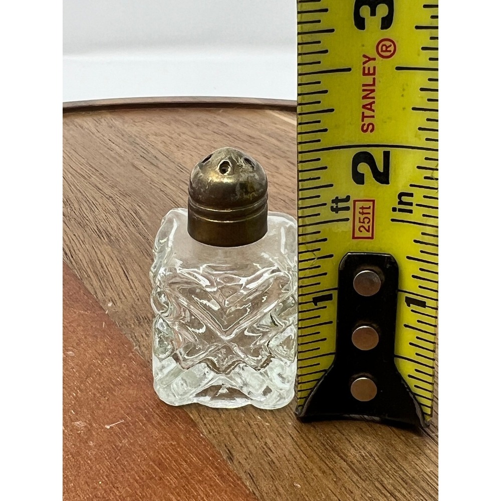 Set of 6 Vintage Square Glass Salt Pepper Shakers with Metal Lids - Picture 8 of 8
